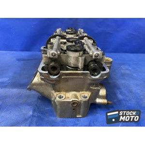 Culasse avec arbre a came 