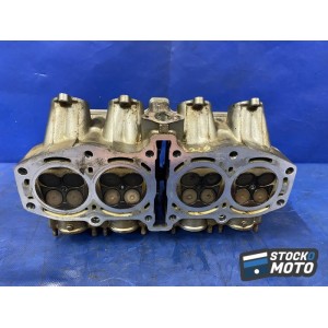 Culasse avec arbre a came 