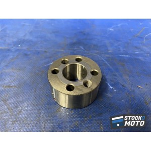 Entretoise d'embrayage 