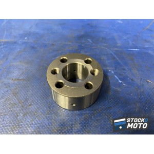 Entretoise d'embrayage 