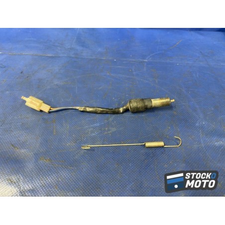 Contacteur de feux stop arrière 