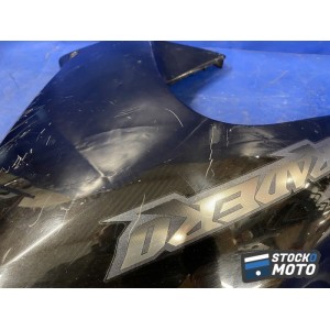 Flanc de carénage droit 