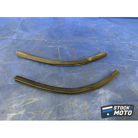 Caoutchouc sur réservoir 