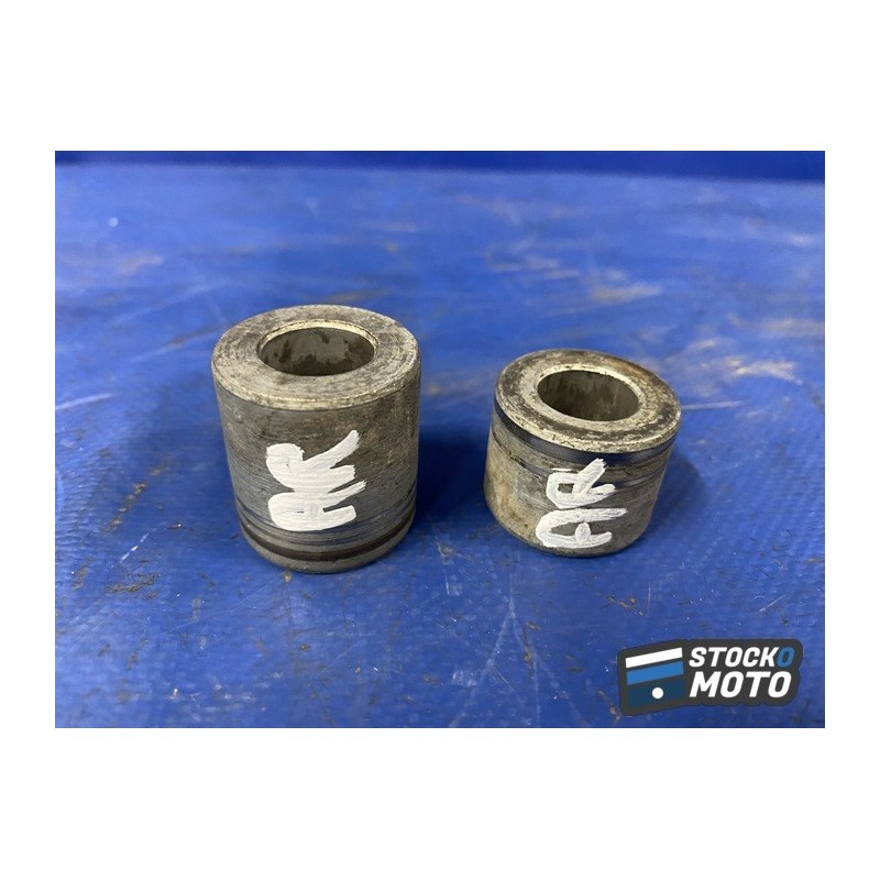 Entretoise de roue arriere 