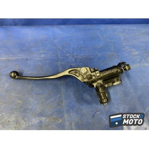 Maitre cylindre de frein avant 