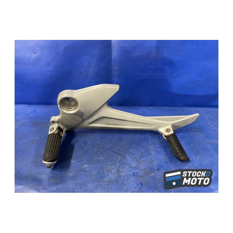 Platine repose pied gauche 