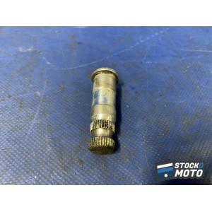 Axe de pédale de frein arriere 