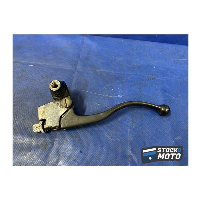 Cocotte d'embrayage avec levier 