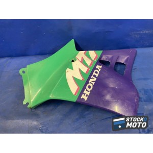 Flanc de carénage gauche 