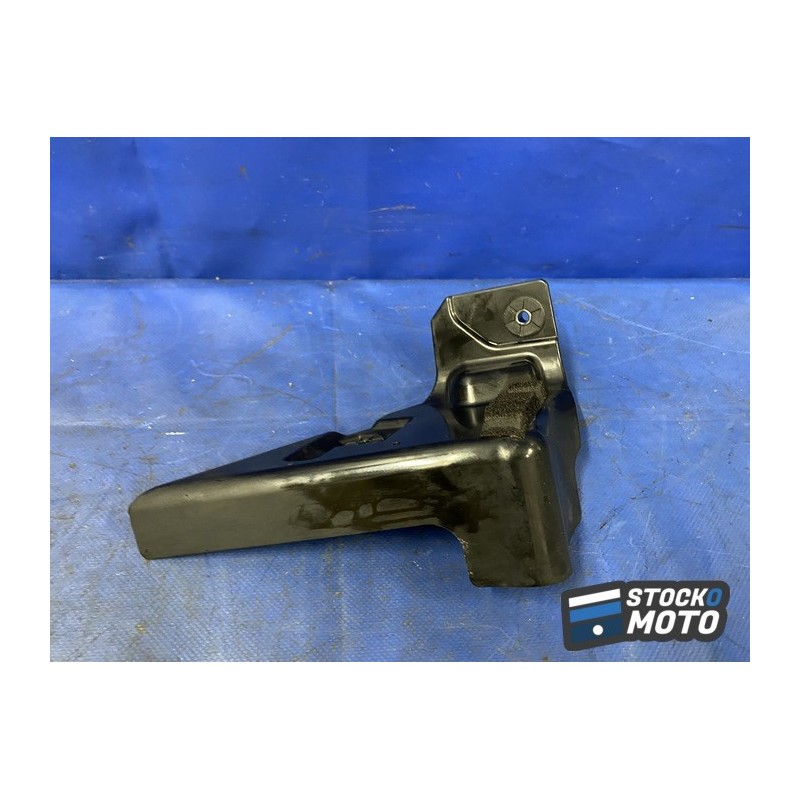 Cache plastique n°1 