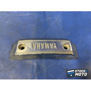 Cache plastique avant 