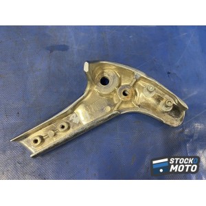 Support arriere droit 