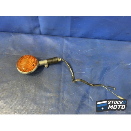 Clignotant avant droit 