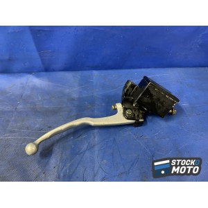 Maitre cylindre de frein avant 