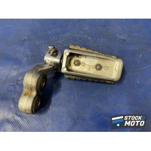 Platine repose pied droite 