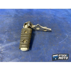 Platine repose pied passager droite 