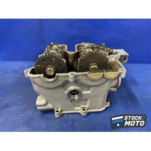 Culasse avec arbre a came 