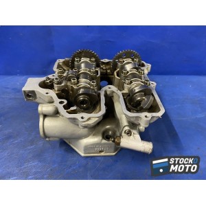 Culasse avec arbre a came 