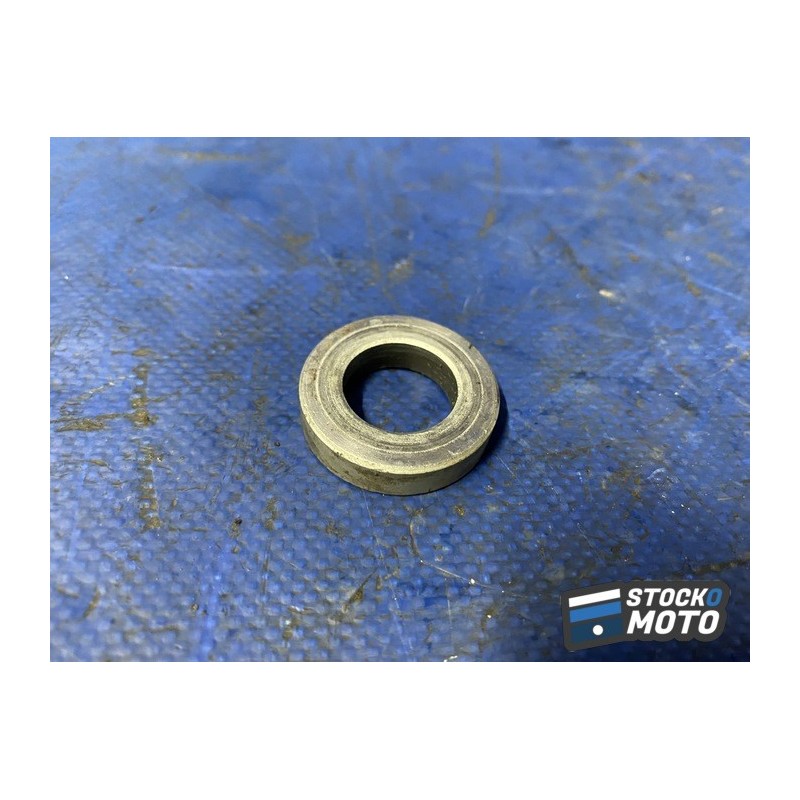 Entretoise de roue avant 
