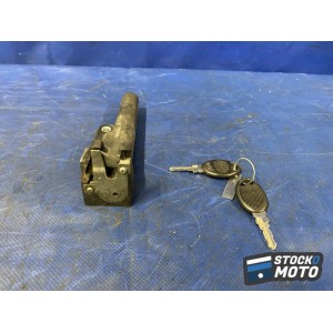 Sérrure arriere + trappe à carburant 