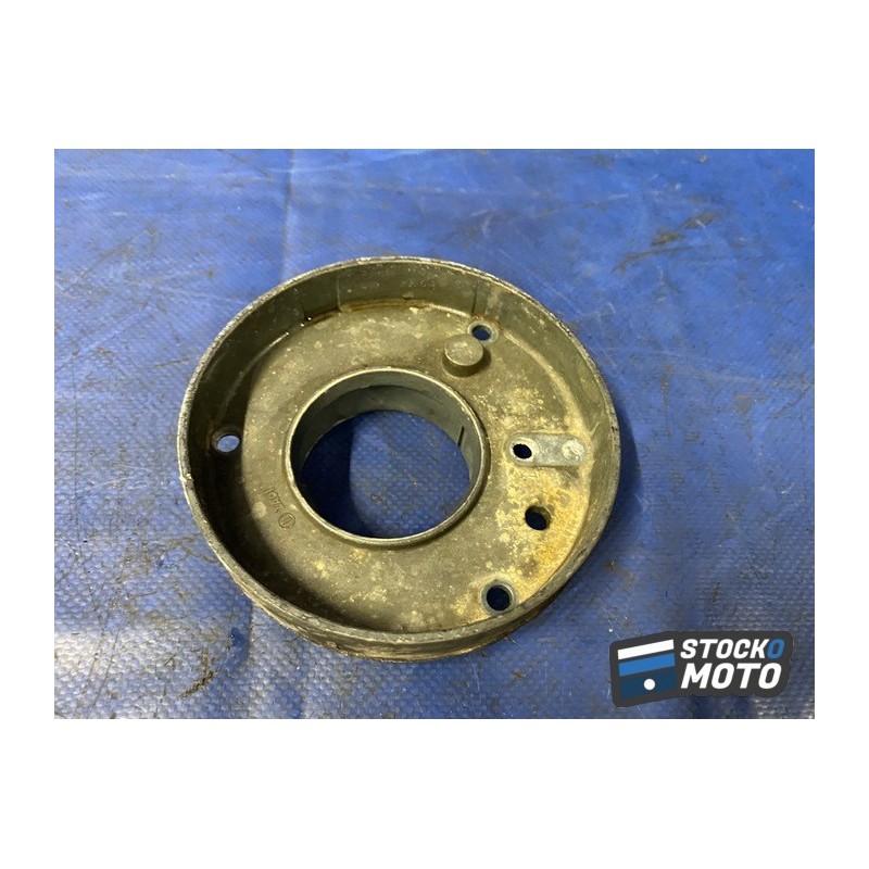 Bride de trappe à carburant 