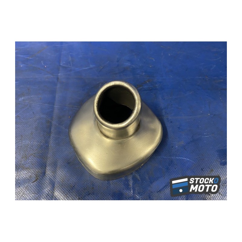 Embout de silencieux gauche 