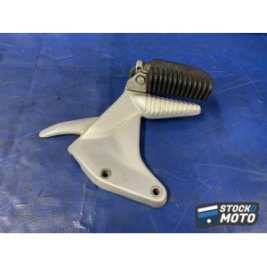 Platine repose pied passager droite 