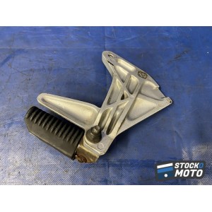 Platine repose pied passager gauche 