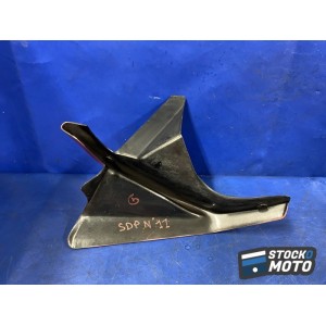 Flanc de carénage Moto Guzzi 850 le mans 3VF avant gauche.
 