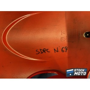 Garde-boue avant Ducati Diavel de 2012 à 2014 56430911A
 