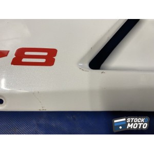 Flanc de carénage droit Ducati 848 non d'origine (plastique adaptable)
 