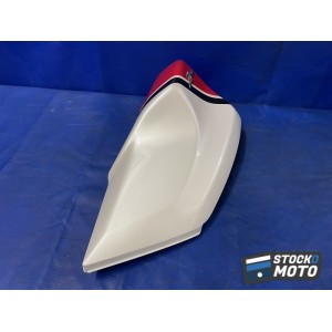 Flanc de carénage gauche Moto Guzzi : DIS.2B005465
 