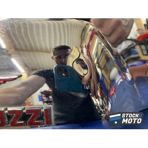 Réservoir Moto Guzzi v7
 