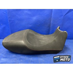 Selle n°23 : Selle Ducati diavel 2013 59521131C
 