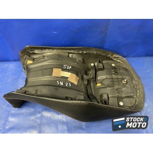 Selle n°23 : Selle Ducati diavel 2013 59521131C
 