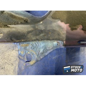 Flanc de carénage gauche 