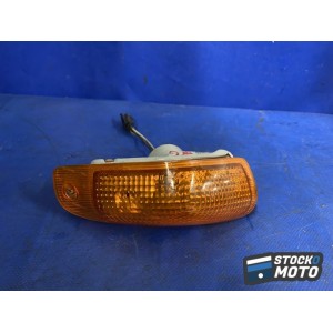 Clignotant avant gauche 