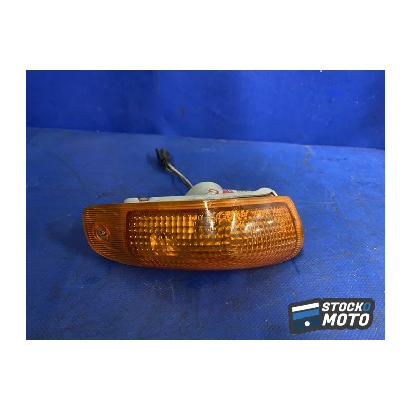 Clignotant avant gauche 