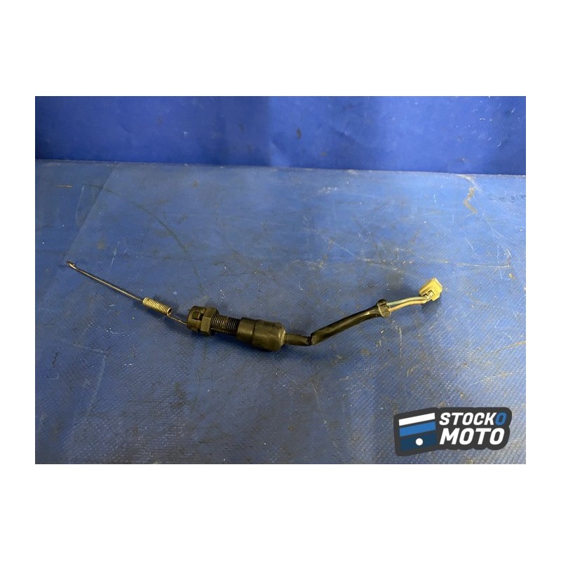 Contacteur de feu stop arrière 