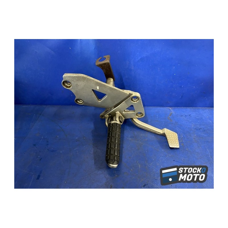 Platine repose pied droite 