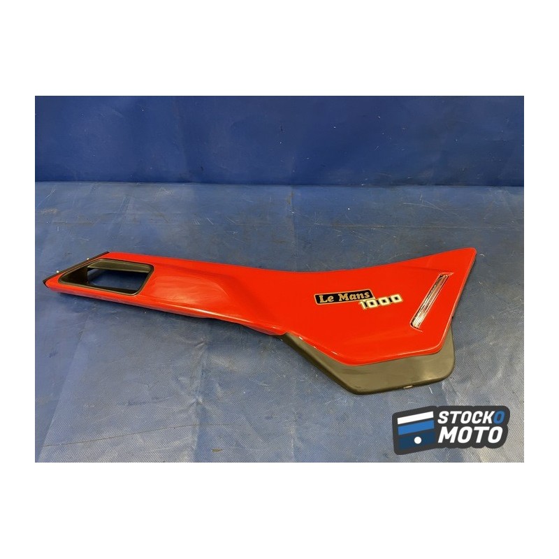 Flanc de carénage droit MOTO GUZZI le mans 1990 