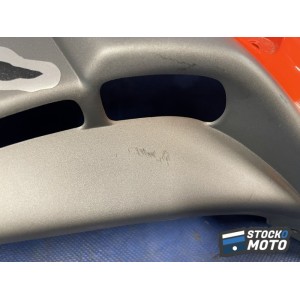 Flanc de carénage droit CAGIVA 125 supercity
ref: 8A00-69639
 
