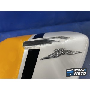 Cache réservoir gauche MOTO GUZZI V85TT 2019-2020 ref : DIS.2.B005465 