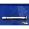 Axe de roue avant APRILIA RST 1000 FUTURA 