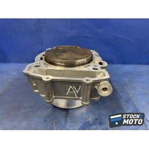 Cylindre piston avant 