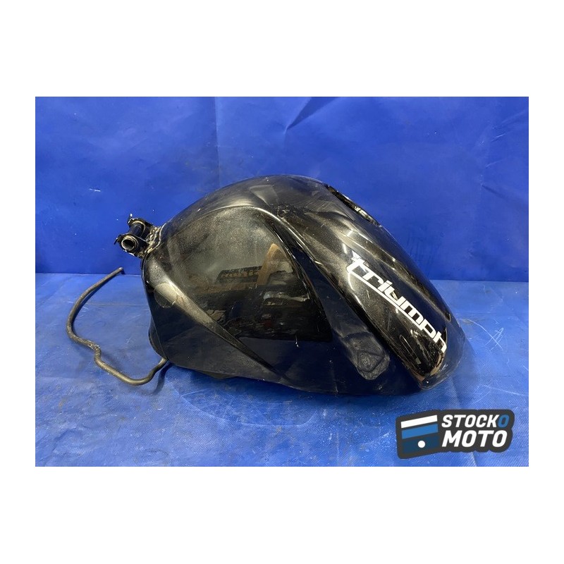 Réservoir triumph 675 street triple de 2007 à 2012. 