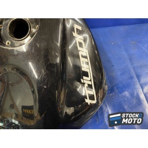 Réservoir triumph 675 street triple de 2007 à 2012. 