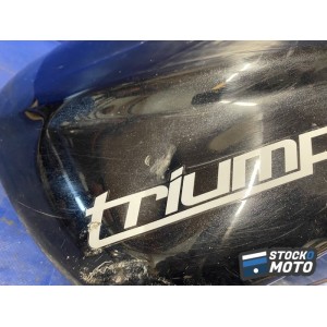 Réservoir triumph 675 street triple de 2007 à 2012. 