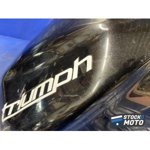 Réservoir triumph 675 street triple de 2007 à 2012. 