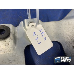 n°3.3 : Support de plastique avant de réservoir SUZUKI GSXR 600 de 2006 à 2007 